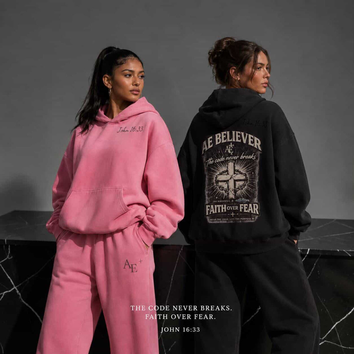 AE Legacy Oversized Hoodie
